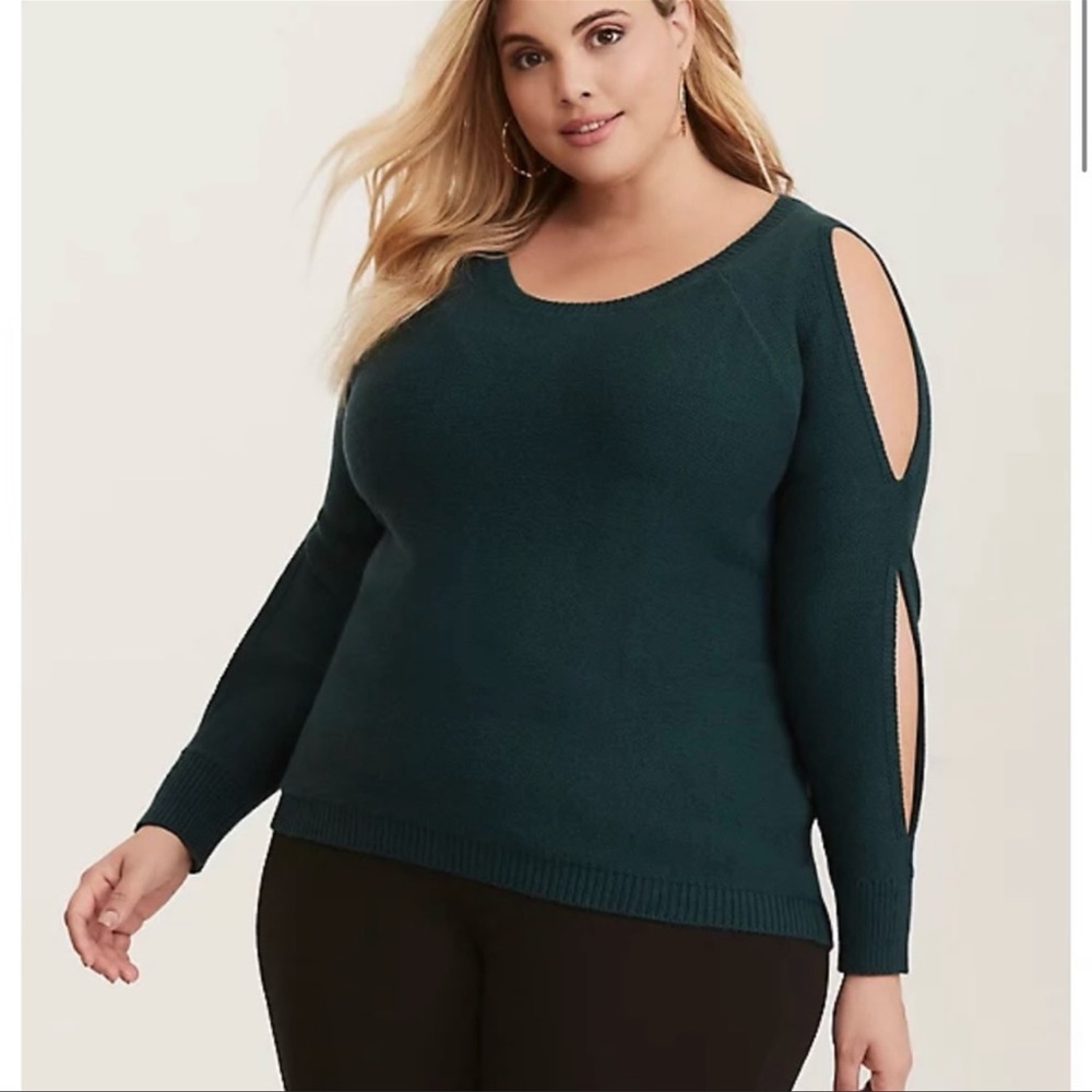 TORRID EMERALD GREEN SPLIT SLEEVE PULLOVER SWEATER SIZE 2
